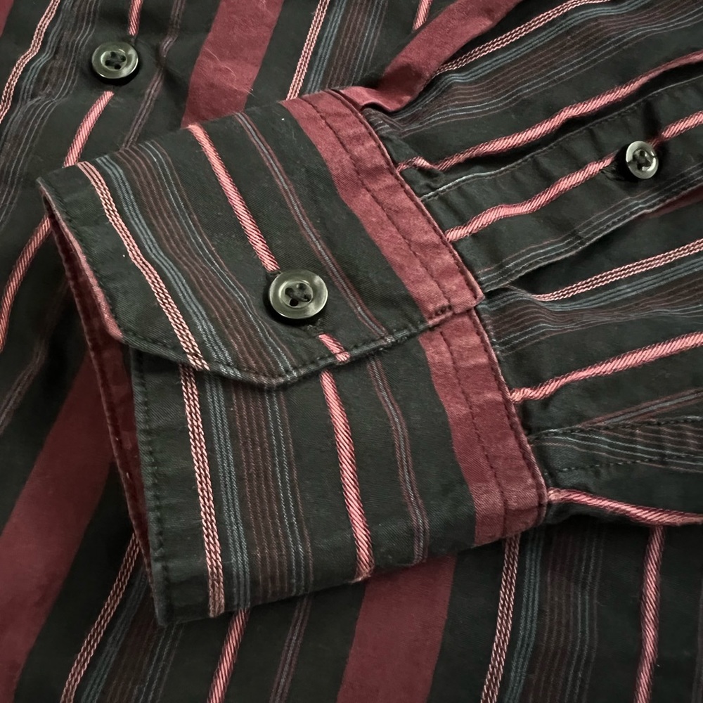 Claiborne large button down - Picture 4 of 12